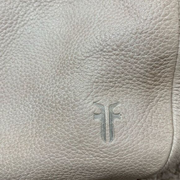 Frye Nora Knotted Hobo Shoulder Tote bag Purse CREAM soft leather - Picture 3 of 11